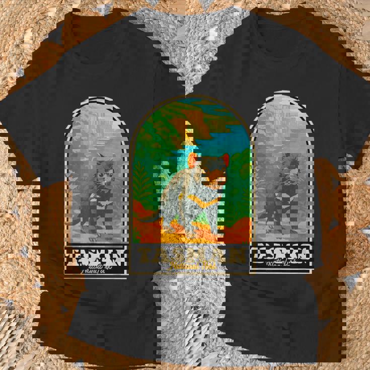 タスマン国立公園 ヴィンテージ タスマニアデビルアート Tシャツ 高齢者への贈り物