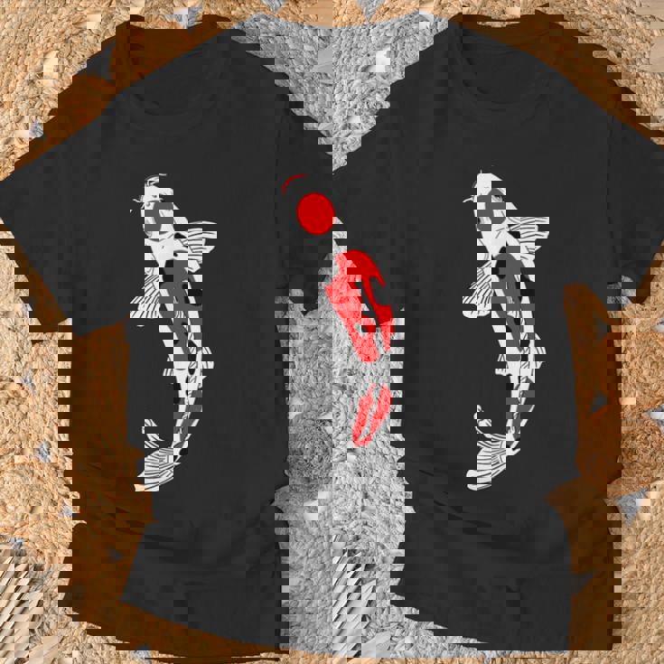 タンチョウサンケ 赤・白・黒鯉 Tシャツ 高齢者への贈り物