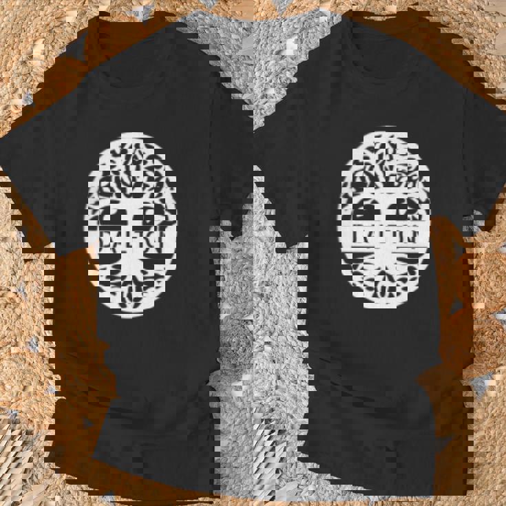 ダルトン アイルランドの名前 ケルトの生命の樹 Tシャツ 高齢者への贈り物