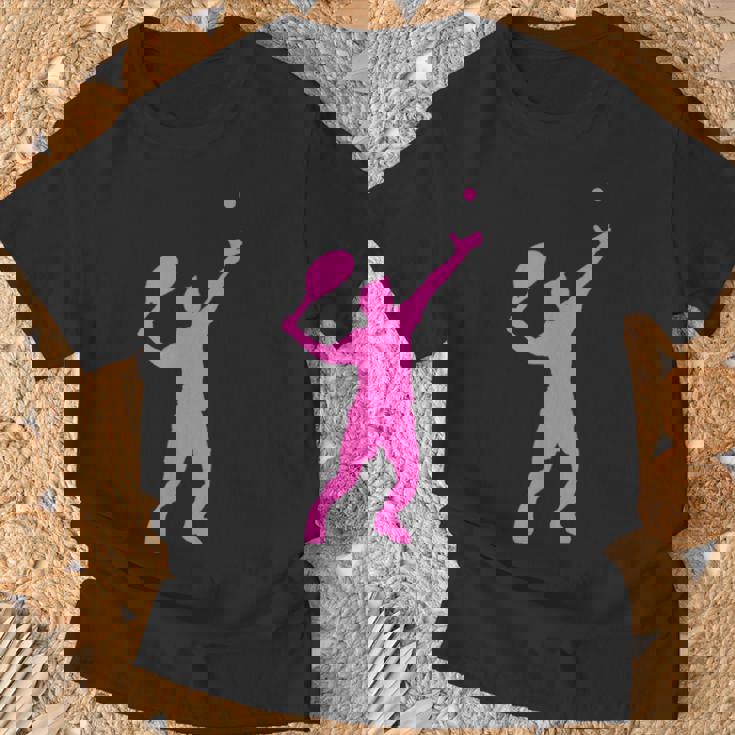 テニスにおけるエレガンスとパワー Tシャツ 高齢者への贈り物