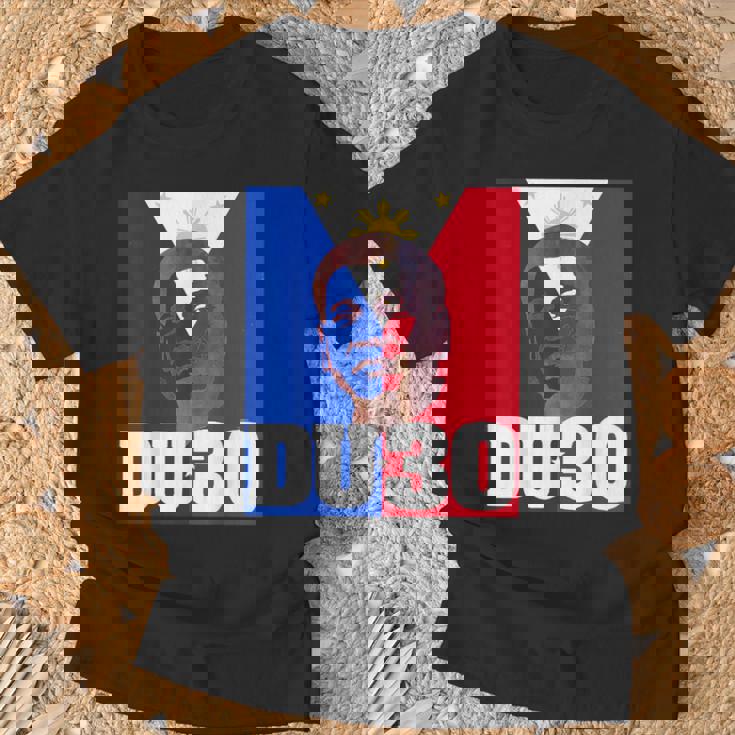 ドゥテルテが2016年大統領に就任 Tシャツ 高齢者への贈り物