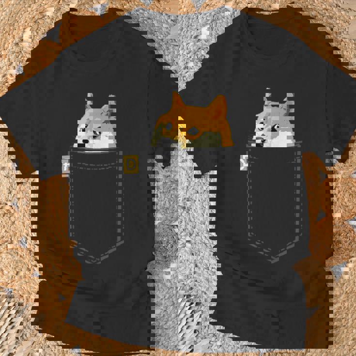 ドージコインシャツフェイクポケットシャツドージコイントゥザムーン Tシャツ 高齢者への贈り物