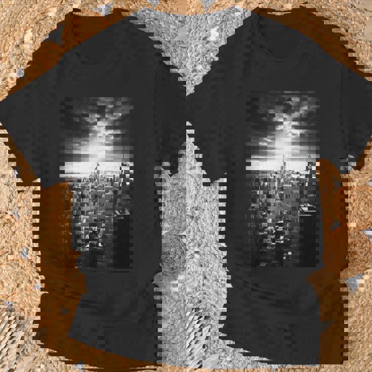 ニューヨーク市写真撮影 白黒写真 Tシャツ 高齢者への贈り物