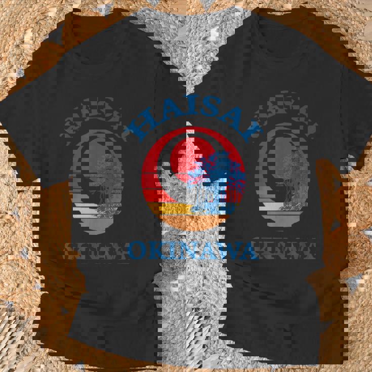 ハイサイ 沖縄日本へようこそ ガジマルツリー Tシャツ 高齢者への贈り物