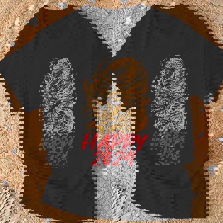 ハッピー2024ドラゴンイヤーチャイニーズ2024ハッピーニューイヤー Tシャツ 高齢者への贈り物