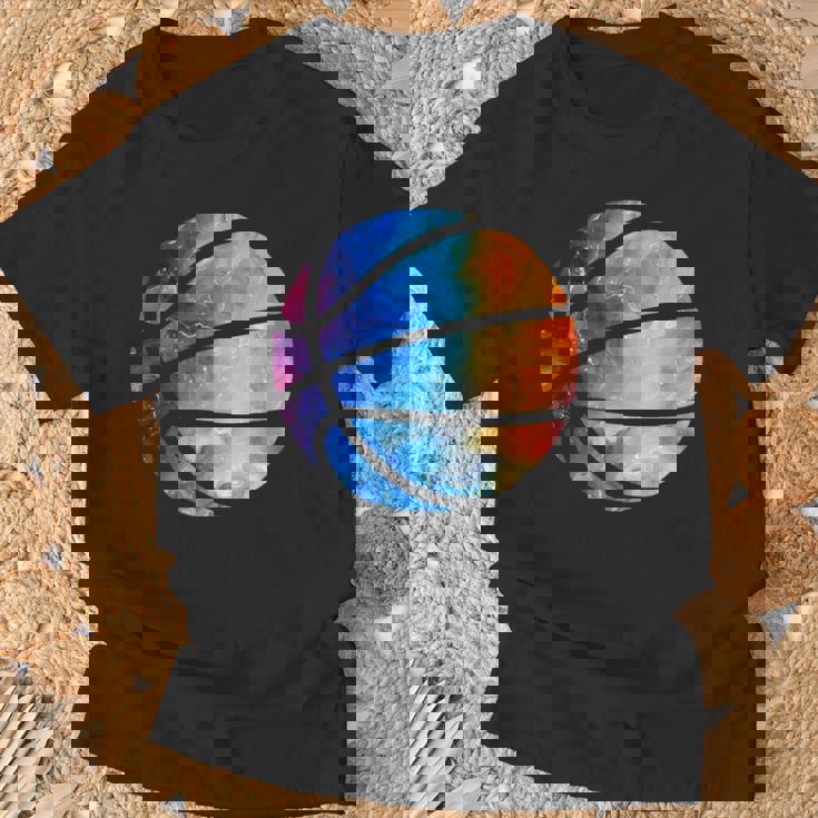 バスケットボールのシルエットカラフルな水彩画 Tシャツ 高齢者への贈り物