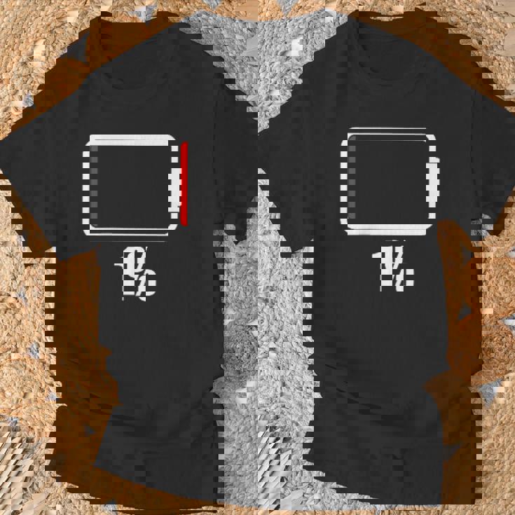 バッテリー1シャツ。バッテリーハート。充電済みバッテリーは空です。 Tシャツ 高齢者への贈り物