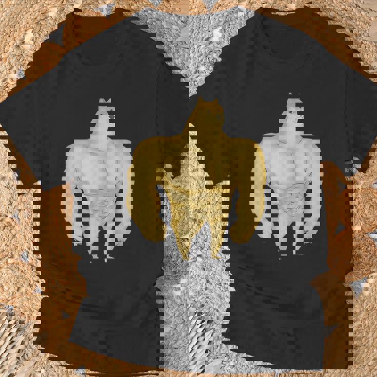 バフ 柴犬 面白い ボディービルダー 犬 ダンク ミーム Tシャツ 高齢者への贈り物