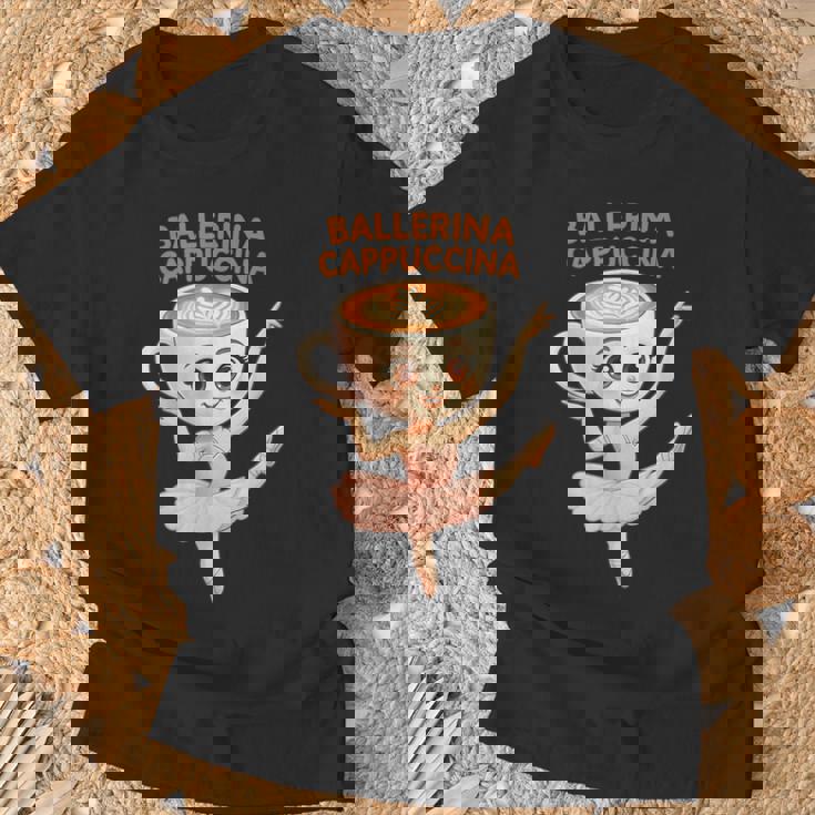 バレリーナ カプチーナ イタリアン ブレイン ミーム キッズ メンズ レディース Tシャツ 高齢者への贈り物
