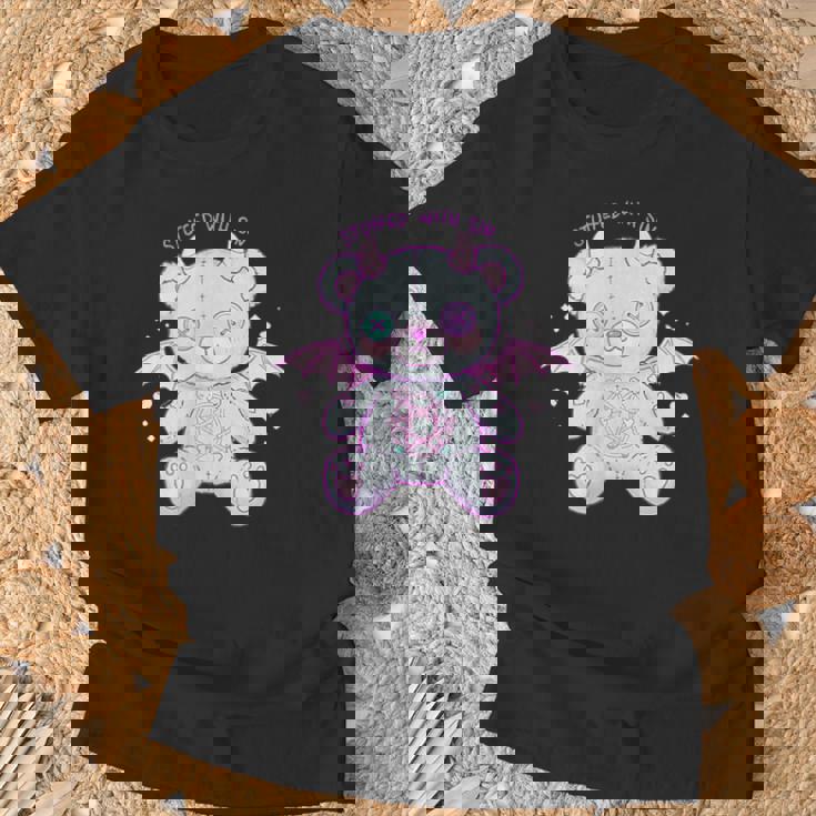 パステルゴス カワイイ 鬼熊 不気味 かわいい Tシャツ 高齢者への贈り物