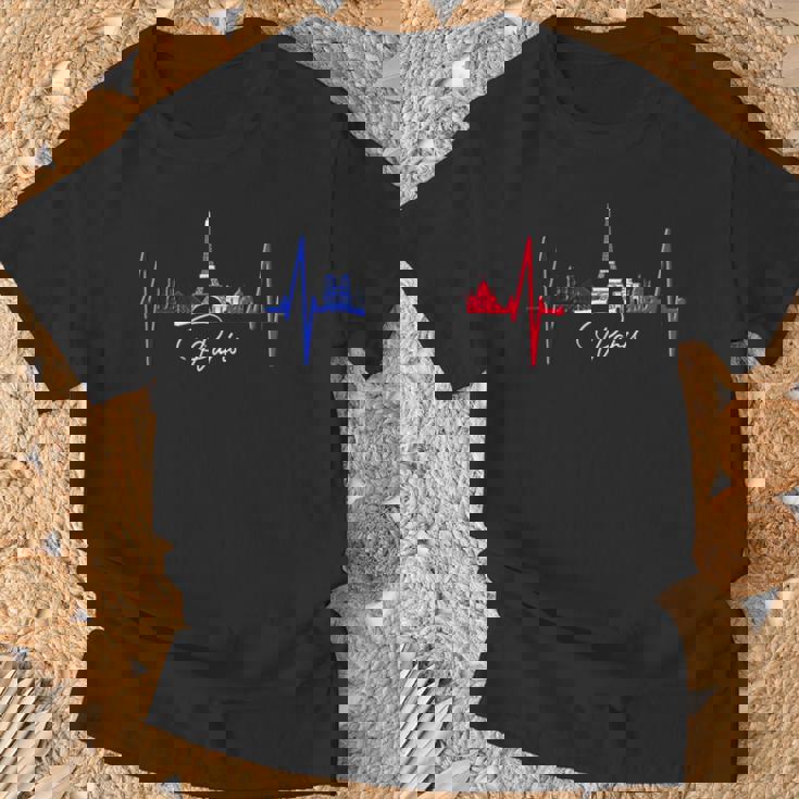 パリのスカイライン ハートビート 愛 エッフェル塔 愛 フランスi Love Paris Tシャツ 高齢者への贈り物