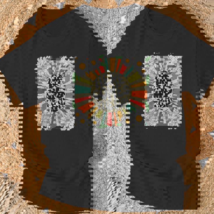 ヒア・カムズ・ザ・サン Tシャツ 高齢者への贈り物