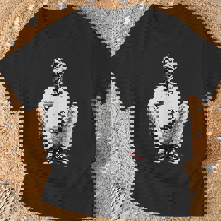 ピーター・トッシュ 座っている写真 リー・ジャフィー Tシャツ 高齢者への贈り物