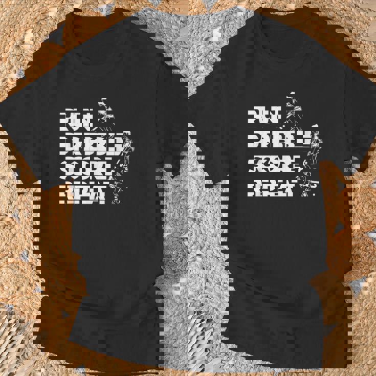 フィールドホッケー選手のテクニック Tシャツ 高齢者への贈り物