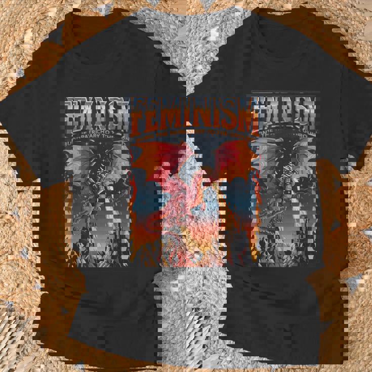 フェミニズム ドラゴン 家父長制を地面に燃やす フェミニスト Tシャツ 高齢者への贈り物