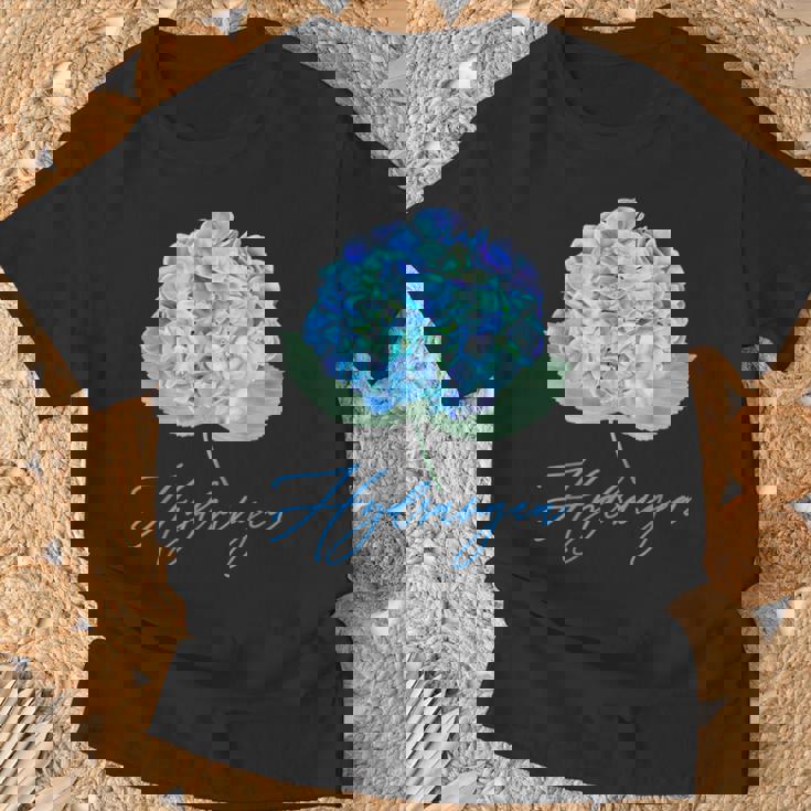 ブルーパープルアジサイフラワーレトロガーデナーアート Tシャツ 高齢者への贈り物