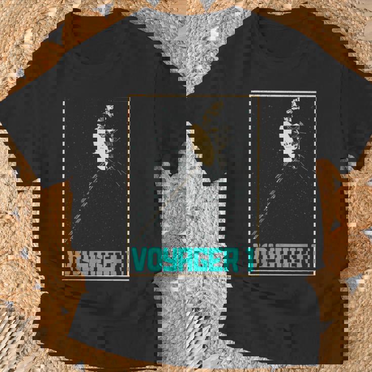 ボイジャー1星間宇宙探査機 太陽系天文学 Tシャツ 高齢者への贈り物