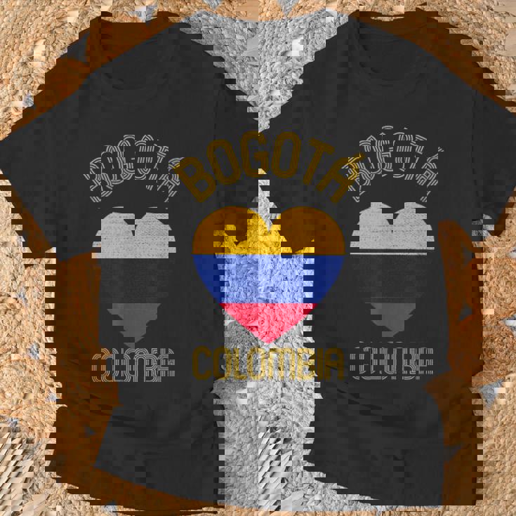 ボゴタ コロンビア Tシャツ 高齢者への贈り物