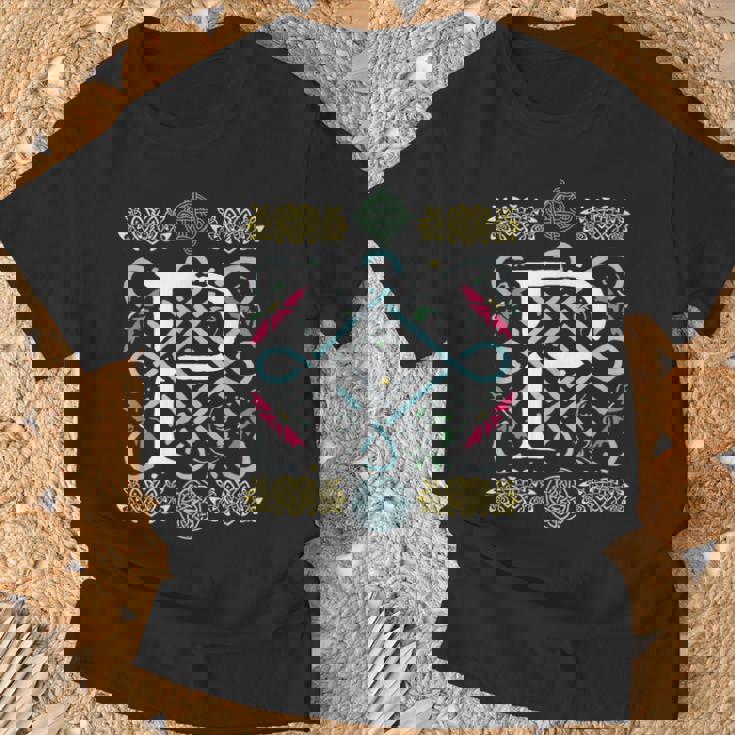 モノグラム 文字 P ケルト ヴィンテージ レトロ Tシャツ 高齢者への贈り物