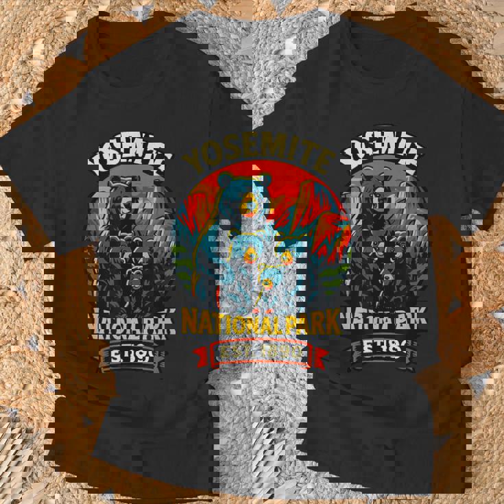 ヨセミテ国立公園 クマの家族 Est 1890 サンセットアート Tシャツ 高齢者への贈り物