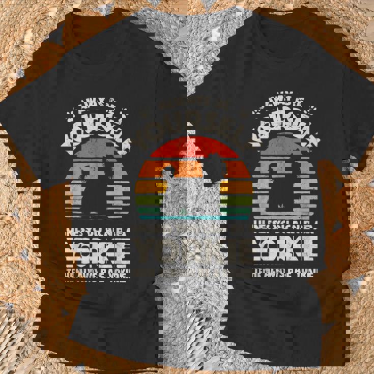 ヨークシャーテリア Always Be Yourself レトロ 70年代犬 Tシャツ 高齢者への贈り物