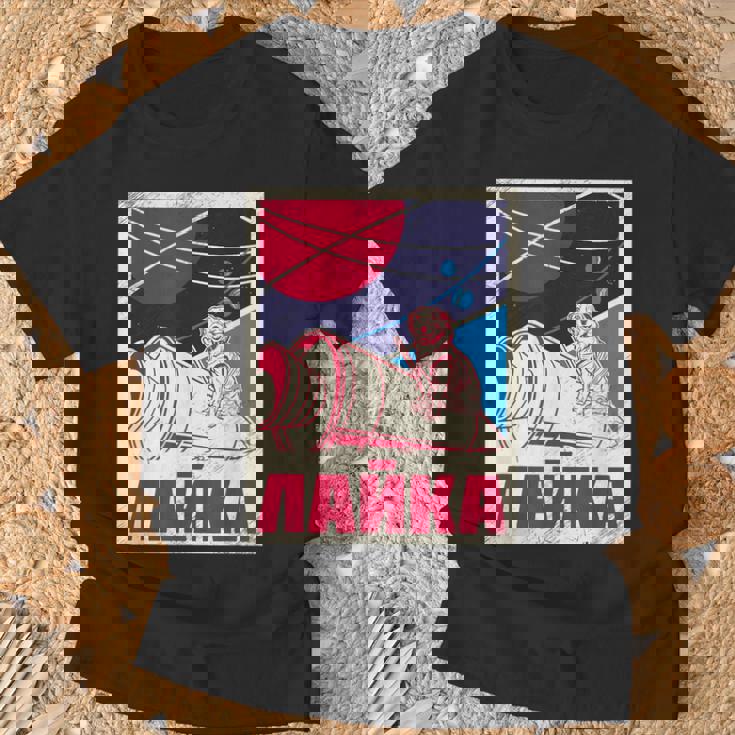 ライカ・ガガーリン 犬 スプートニク プロパガンダ ロシア ソ連 Tシャツ 高齢者への贈り物