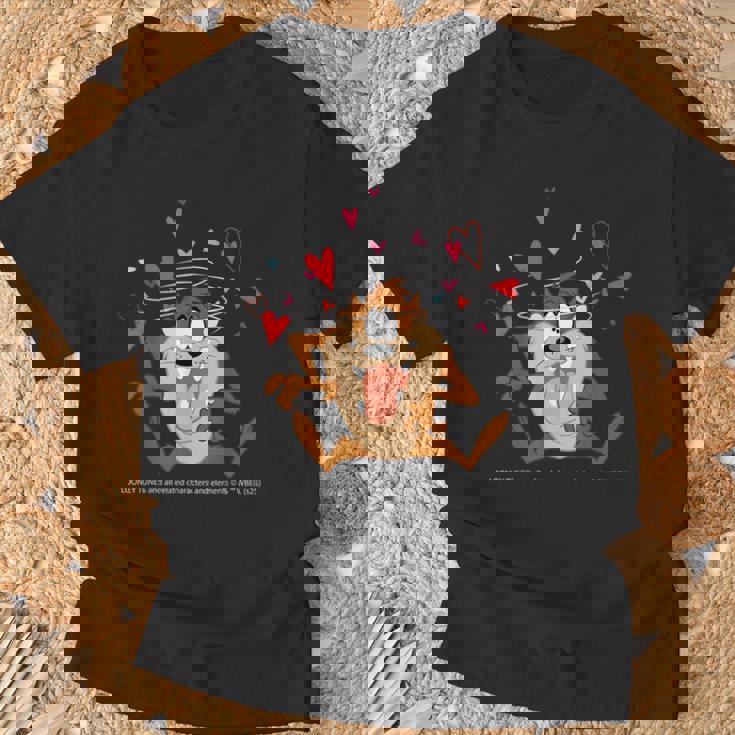 ルーニー・テューンズ タズ スピニング ハート 楽しい Tシャツ 高齢者への贈り物