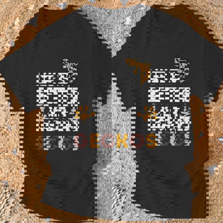 レオパード・ゲッコー愛好家 レオパード・ゲッコーと一緒なら人生はもっと楽しくなる Tシャツ 高齢者への贈り物
