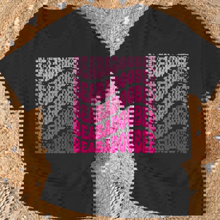 レトロ Beabadoobee 名前 パーソナライズ Beabadoobee Tシャツ 高齢者への贈り物