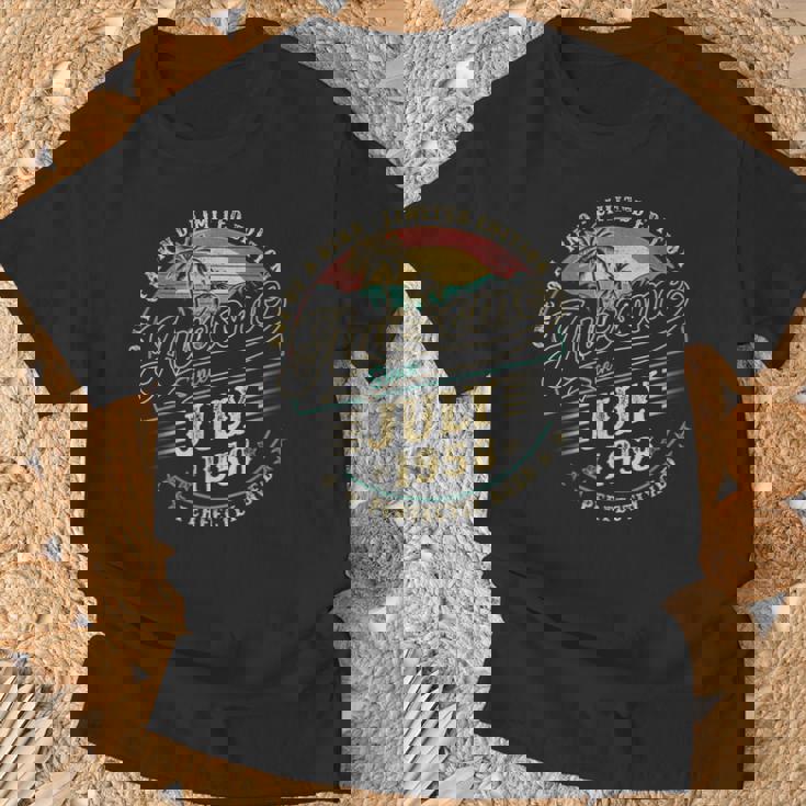 レトロな67歳の男性向け誕生日プレゼント 1958年7月 67歳 Tシャツ 高齢者への贈り物