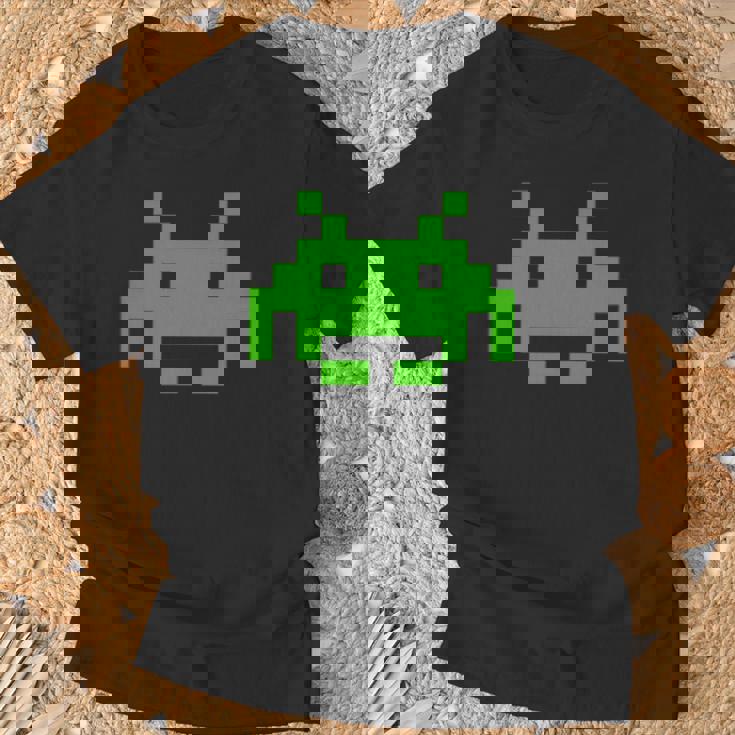 レトロインベーダー Tシャツ 高齢者への贈り物