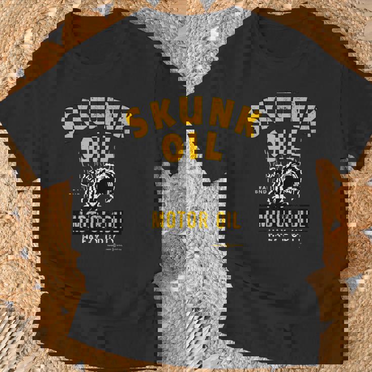 レトロヴィンテージ スカンクオイル モーターオイル Tシャツ 高齢者への贈り物