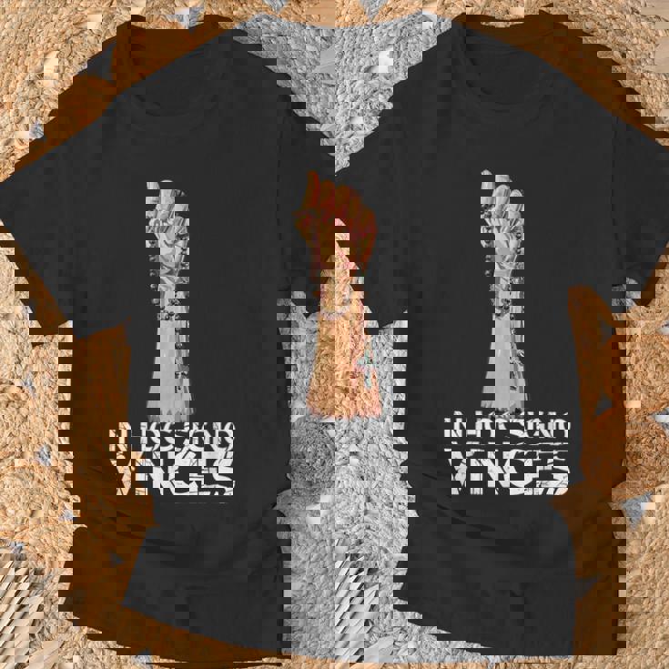 ロザリオ 祝福された母 カトリック教徒を祈る Tシャツ 高齢者への贈り物