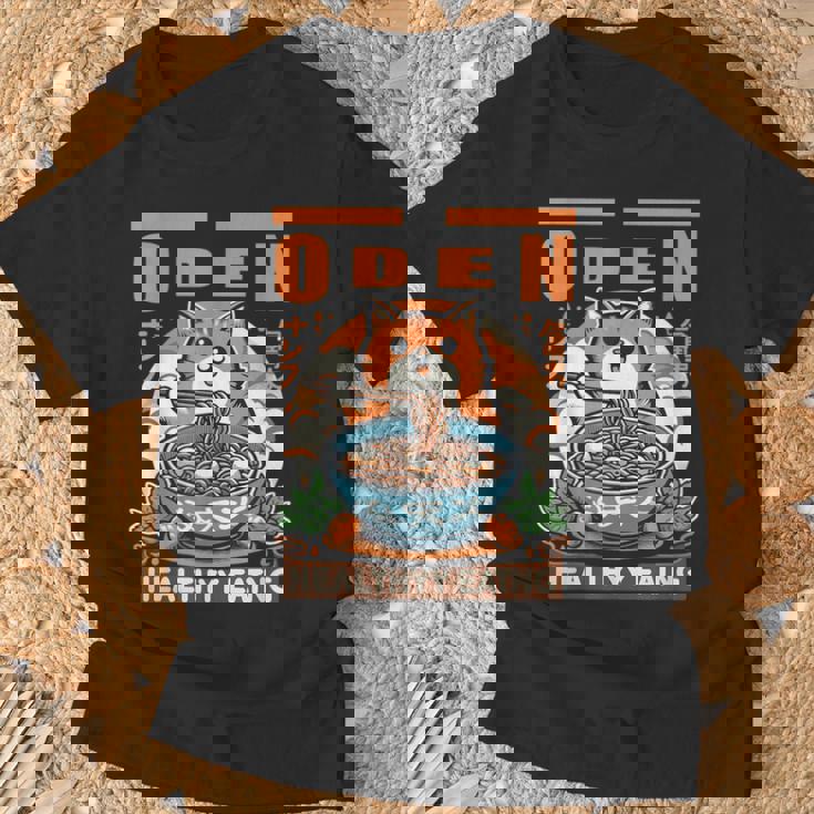 ロマンティックな日本語の面白いセッションで猫とおでんを味わう Tシャツ 高齢者への贈り物