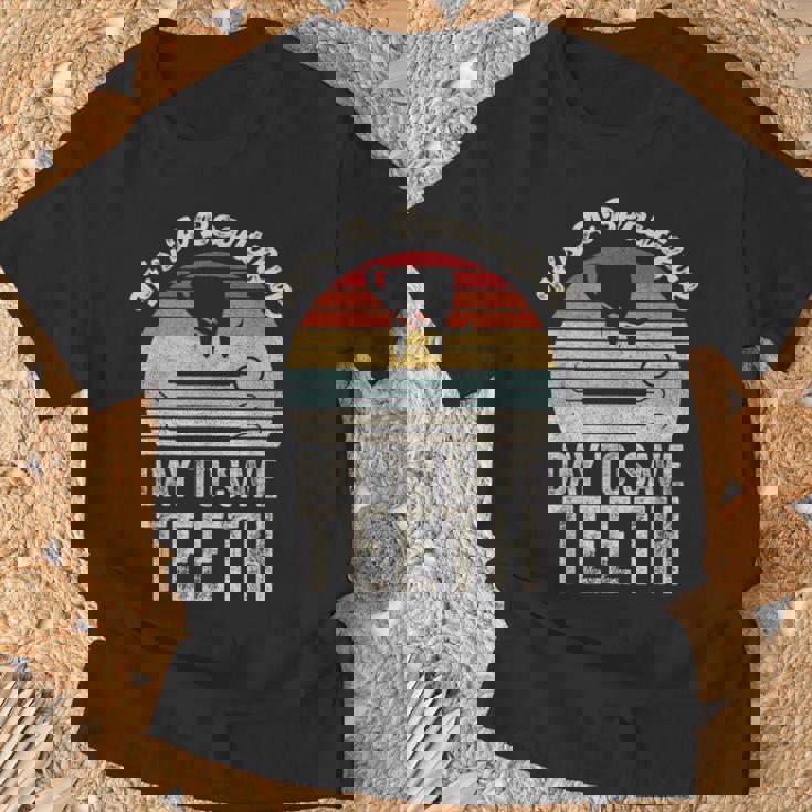 ヴィンテージ 歯医者 歯医者 美人の日 Tシャツ 高齢者への贈り物