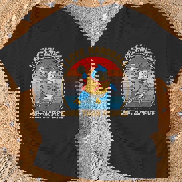 ヴィンテージペンギン I Love Handball More Than People Tシャツ 高齢者への贈り物