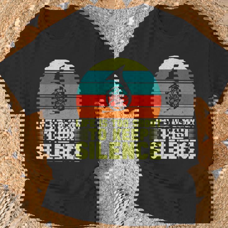 人生は短すぎて沈黙を保つにはフレンチホルン Tシャツ 高齢者への贈り物