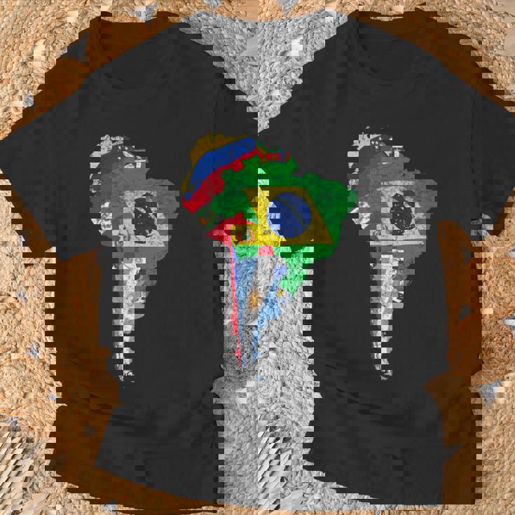 南米大陸地図 旗付き Tシャツ 高齢者への贈り物