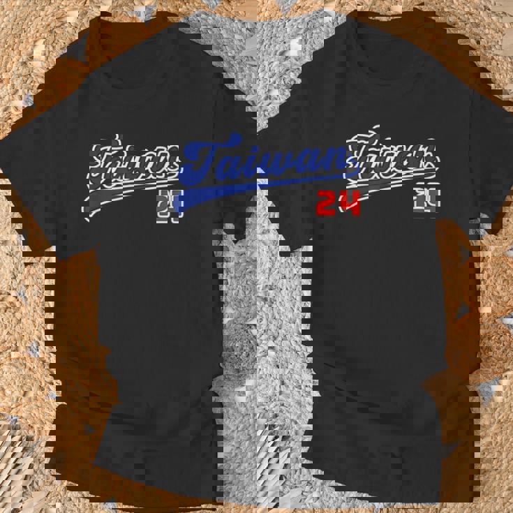台湾 Taiwan 番号 24 野球 野球好き 野球ユニフォーム風 台湾好き Taiwan文字 前後プリント Tシャツ 高齢者への贈り物