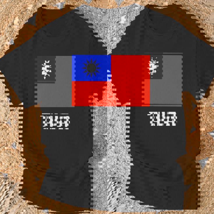 台湾 台湾の国旗 Tシャツ 高齢者への贈り物