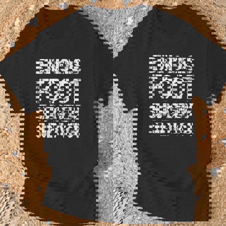 外反母趾足手術サバイバー Tシャツ 高齢者への贈り物