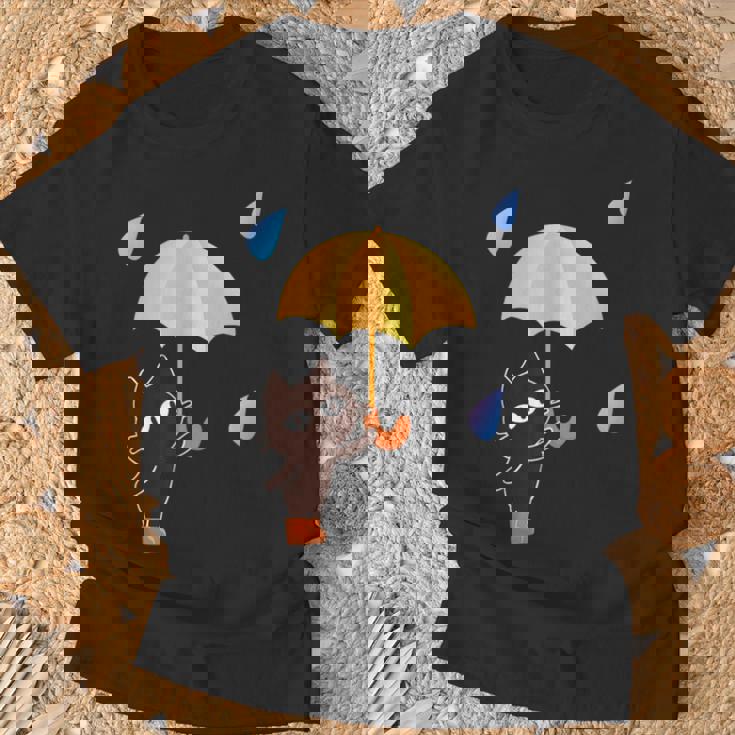 大人かわいい絵本の猫 雨の日 Tシャツ 高齢者への贈り物