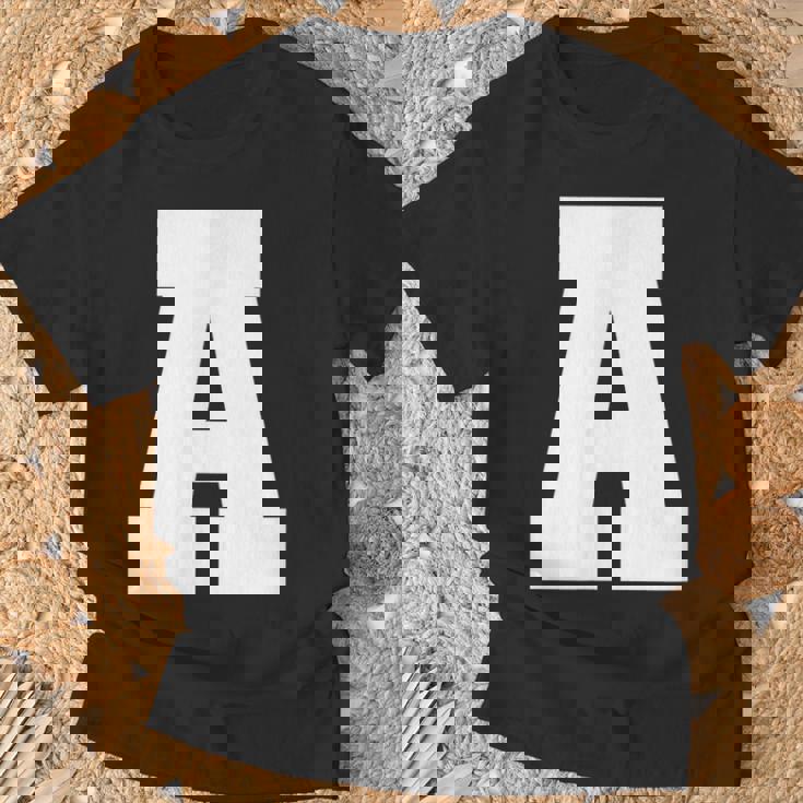 大文字 A アルファベットモノグラム イニシャル Tシャツ 高齢者への贈り物