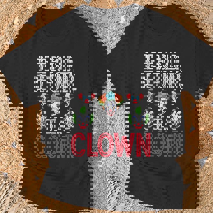 大胆になれ、面白くなりまくれ Tシャツ 高齢者への贈り物