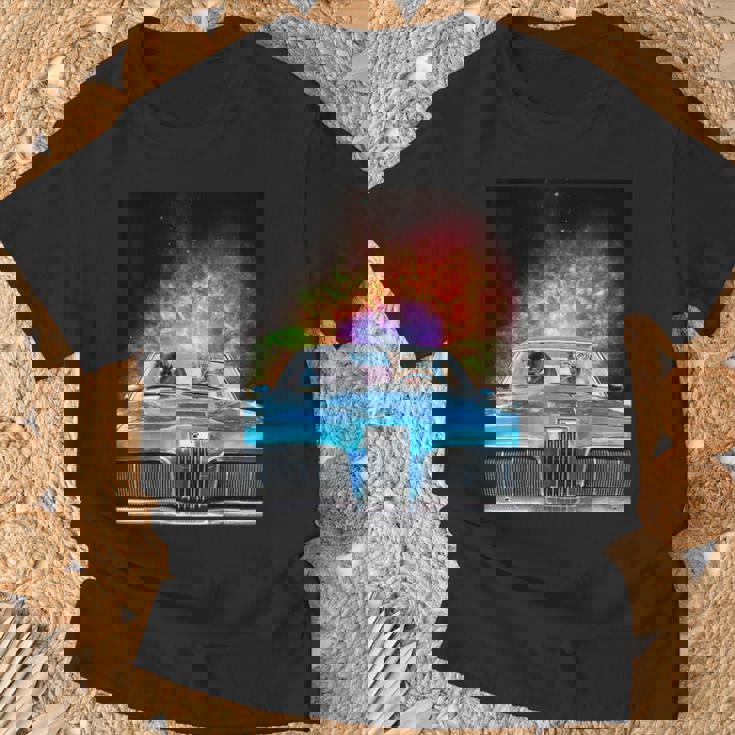 宇宙 銀河 猫 運転 車 Tシャツ 高齢者への贈り物