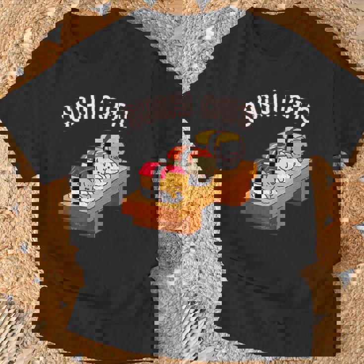 寿司猫 まぐろ 酒たまご Tシャツ 高齢者への贈り物