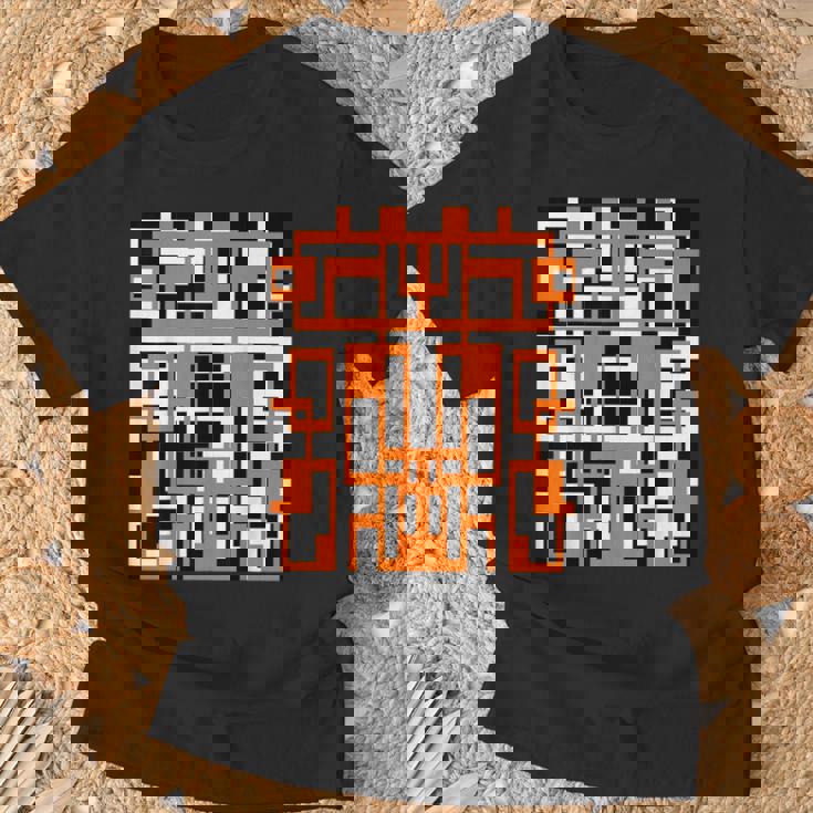 幾何学的図形 パターン オレンジ 白 黒 背景 Tシャツ 高齢者への贈り物