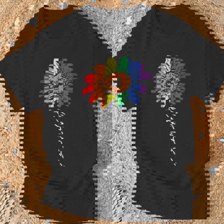 愛のヒマワリ 花柄 Lgbtq レインボーフラッグ ゲイプライド アライ Tシャツ 高齢者への贈り物