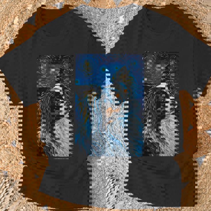 星月夜のパピヨン 絵画 犬 お母さん お父さん Tシャツ 高齢者への贈り物