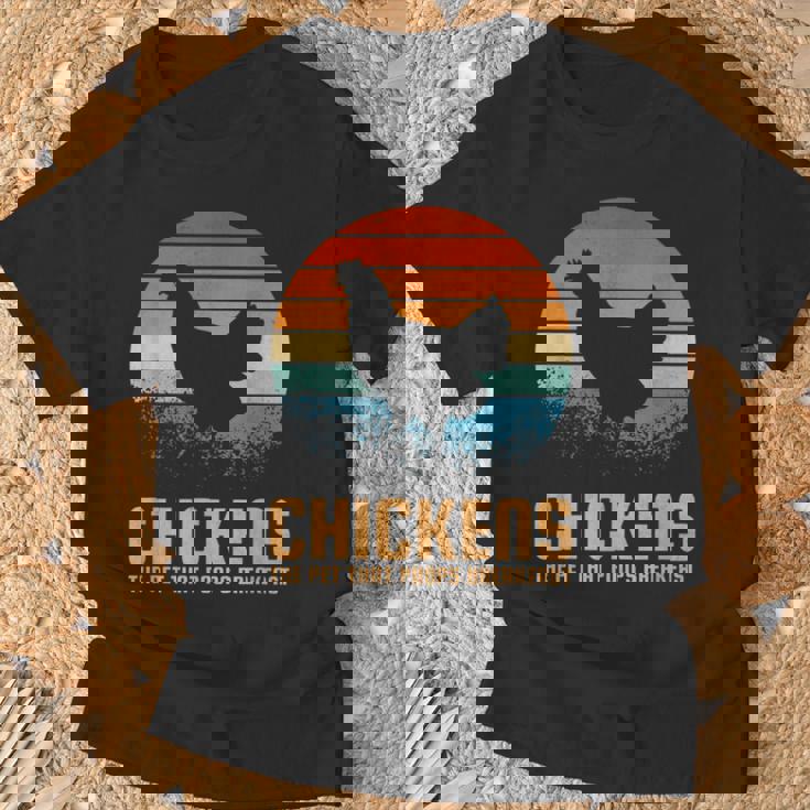 朝ごはんを食べるペット、ニワトリ Tシャツ 高齢者への贈り物